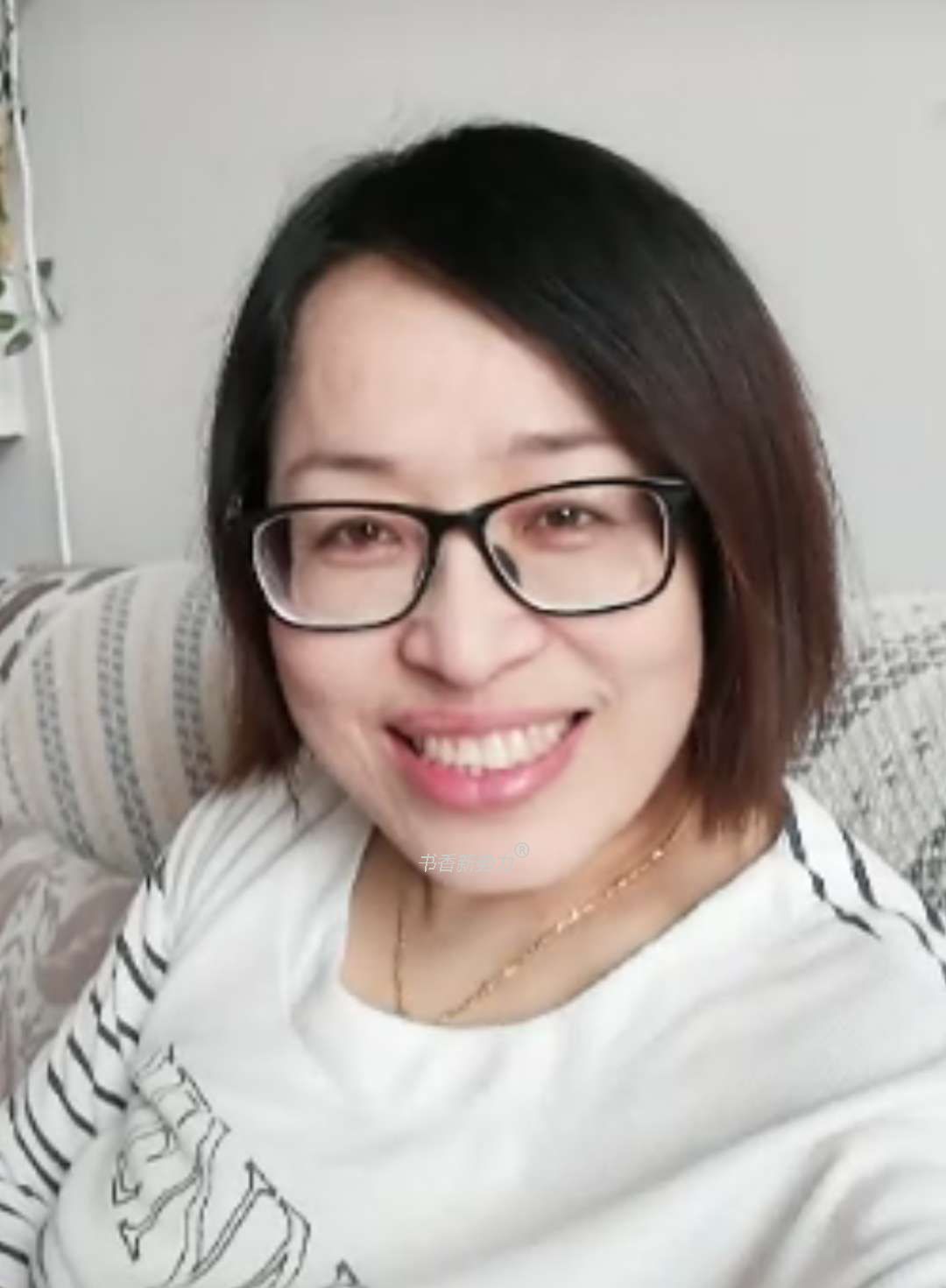 何教员